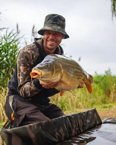 Fox Reversible Bucket Hat Khaki Polyester