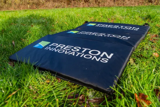 Preston Fold Away Unhooking Mat 50cm 75cm 100% Polyester