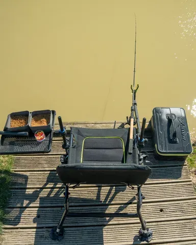 Matrix S25 Lite Accessory Chair 61cm 61cm 4.8kg