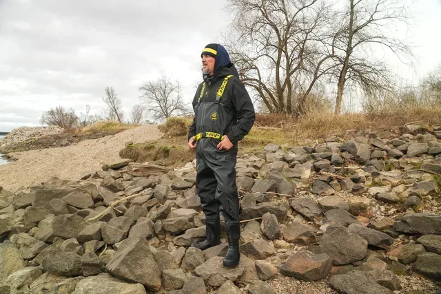 Black Cat Booted Waders UK 7/EU 41