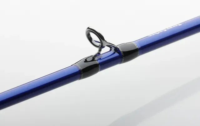 Savage Gear SGS6 Tai Rubber Rod Baitcaster-Rute 2.13m 40–150g Moderate