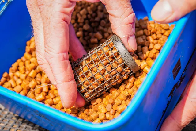 Preston Wire Bait Up Feeder 55x40mm 30g