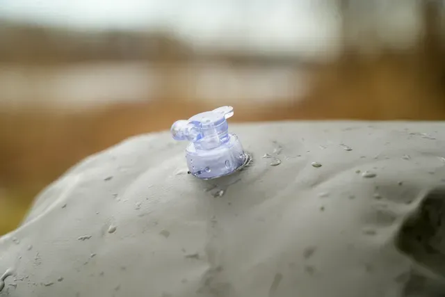 Black Cat S Buoy 25cm PVC Glow