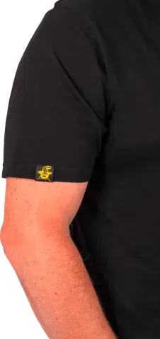 Black Cat Chase Dreams Black Tee XL