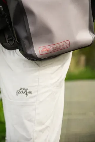 Fox Rage Pro Series Waterproof Belt Bag 38/25x8x43cm Polyester TPU