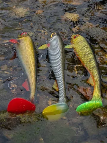 Fox Rage Super Slick Shad 18cm 49g UV Natural Perch 1/0 Hook