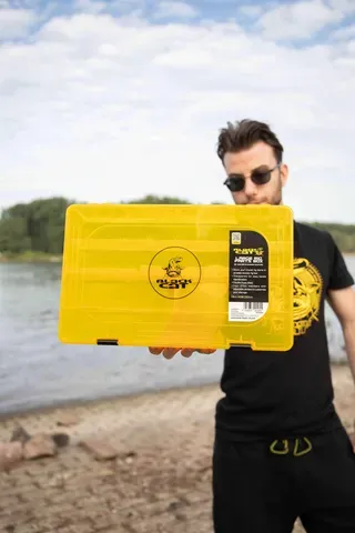 Black Cat Sectioned Rig Bits Box 4compartments 22x15.5x6cm Plastic