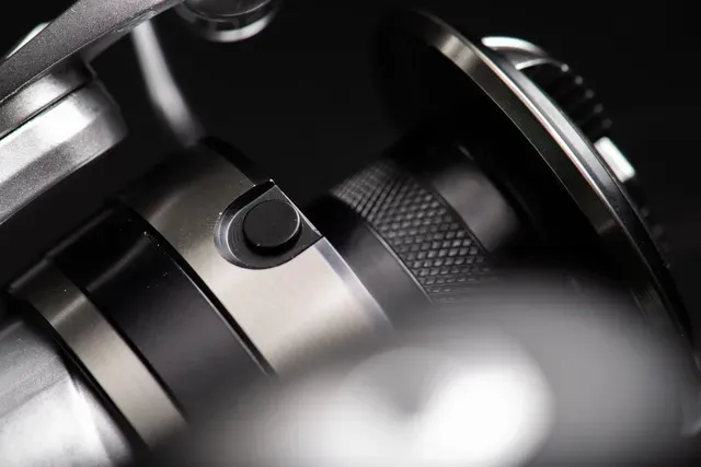 Savage Gear SGS6 Spinning Reel 18000 2010g