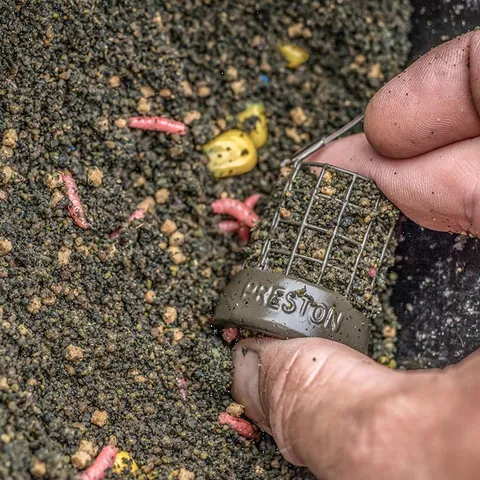 Preston Distance Cage Feeder Large 55g