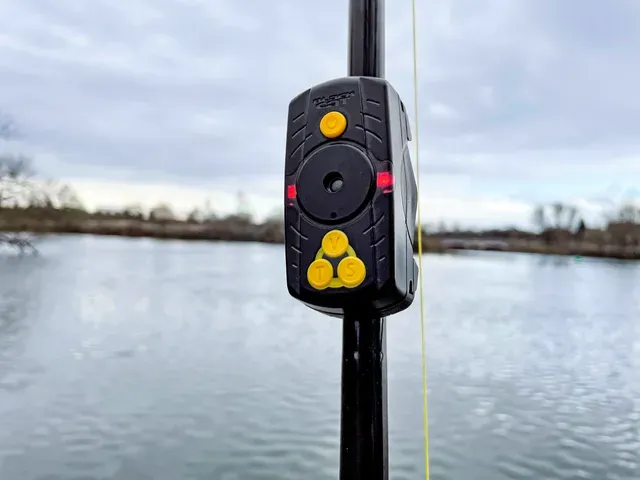 Black Cat Battle Sounder Receiver Electronic Battery Quick-release Adapter