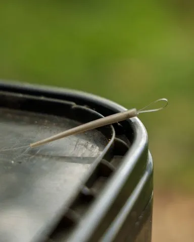 Fox Carp Ready Rigs Fluoro D-Rig 3pcs 6 8.62kg 30cm