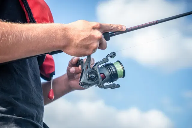 Fox Rage Warrior Spinning Reel 2000 249g 4.1kg 5.2:1 4+1