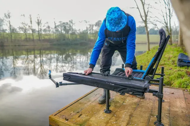 Preston Reversible Bucket Hat Camo/White