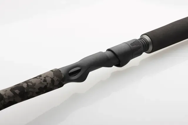 Madcat Black Vertical Spinning Rod 190 1.9m 150g Fast