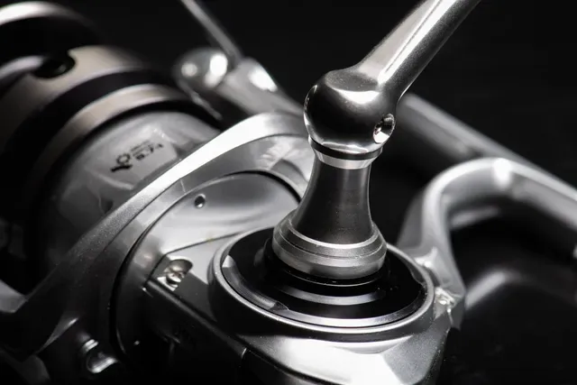 Savage Gear SGS6 Spinning Reel 5000