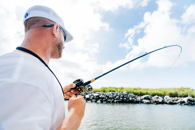 Penn Fathom Baitcast-Rolle 200LP 6.6:1 Left