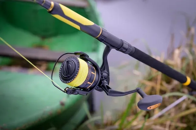 Black Cat Catextreme Big Cat Stationärrolle 105 1174g 27kg 110cm 4.2:1