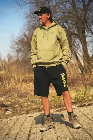 Black Cat Black Jogger Shorts L