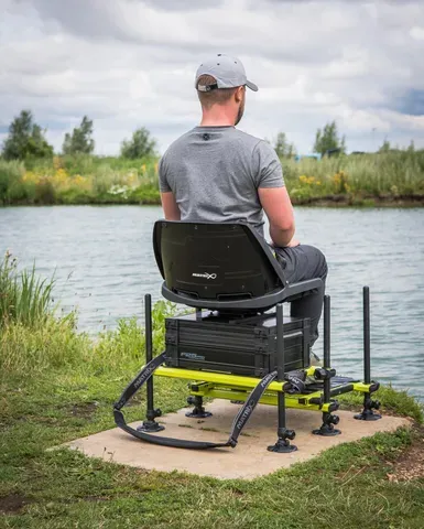 Matrix F25 Pro Swivel Seatbox Lime Edition 13.5kg 76.1cm Aluminium