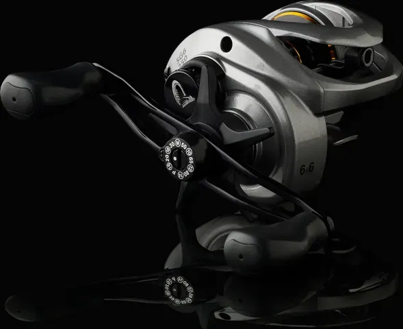 Savage Gear SG6 250 Baitcasting Reel 6.6:1 Right