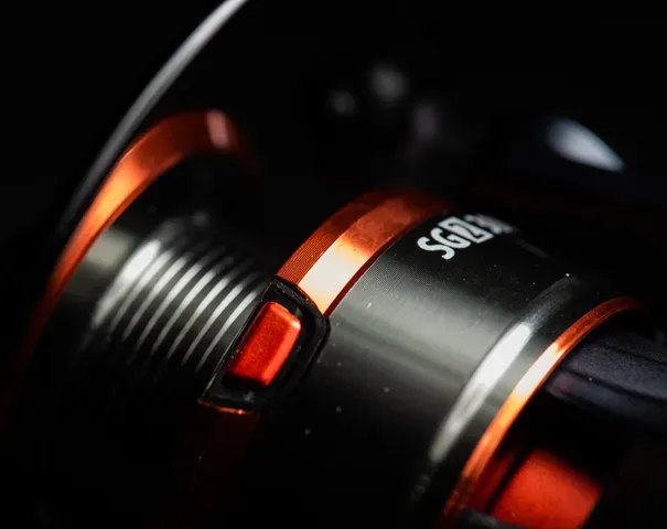 Savage Gear SG2 Spinning Reel 3000H 690g 6