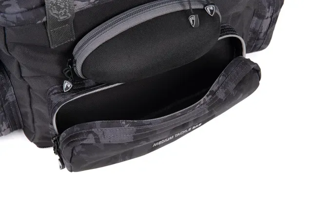Fox Rage Camo Voyager Tackle Bag Medium