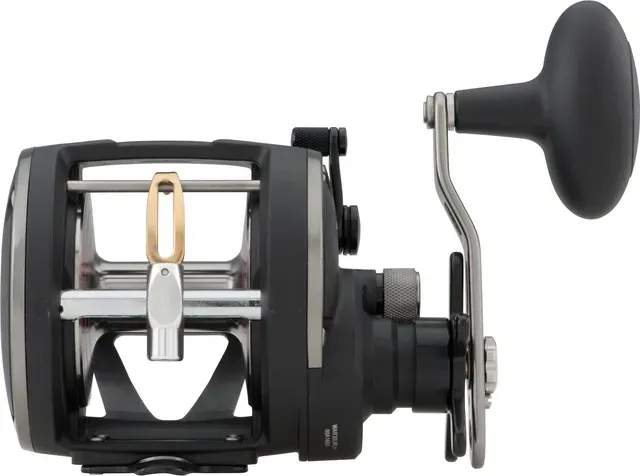 Penn Warfare Level Wind 30 3.9:1 641g 6.8kg Left