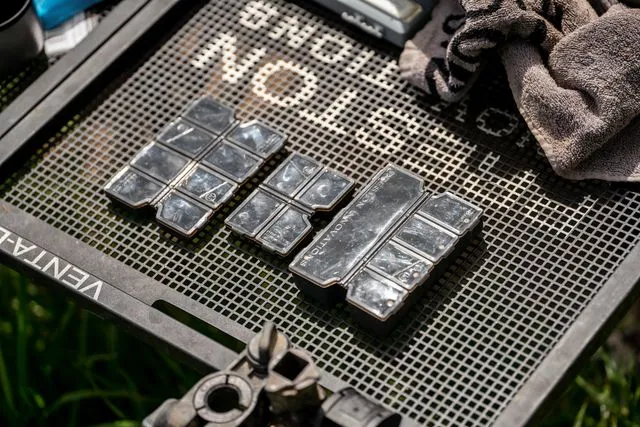 Preston Accessory Box 8 Compartment Shallow Magnetic