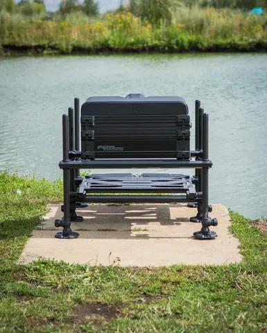 Matrix F25 Pro Seatbox Black Edition 13.5kg 76.1cm Aluminium