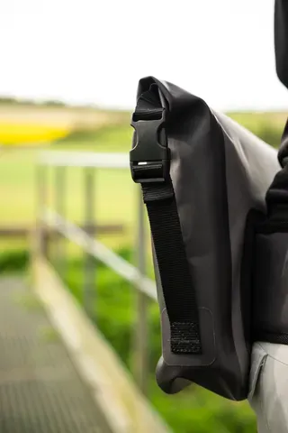 Fox Rage Pro Series Waterproof Belt Bag 38/25x8x43cm Polyester TPU