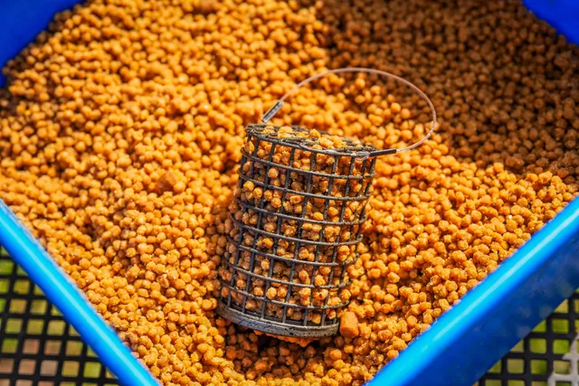 Preston Wire Bait Up Feeder 55x40mm 20g
