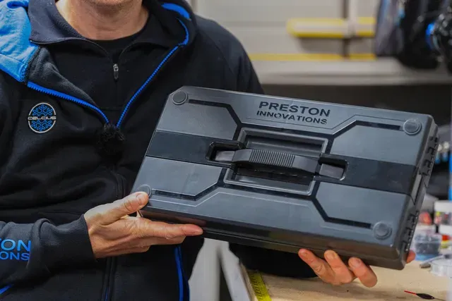 Preston Rig Station 1800g