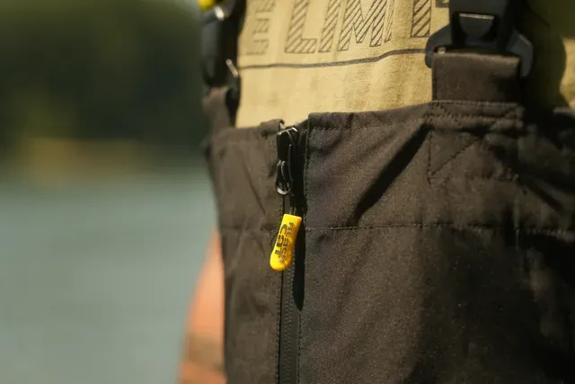 Black Cat Waterproof Salopettes 8000mm 3000g/m²/24h S