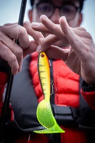 Fox Rage Pro Grub Loaded 35g 16cm Size 2 Treble UV Perch