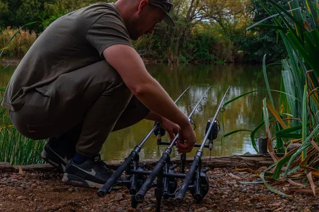 Fox Black Label QR Buzz Bar 3-Rod 23–26cm