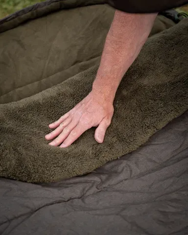 Fox Voyager Compact 210cm 4 Season 100% Polyester